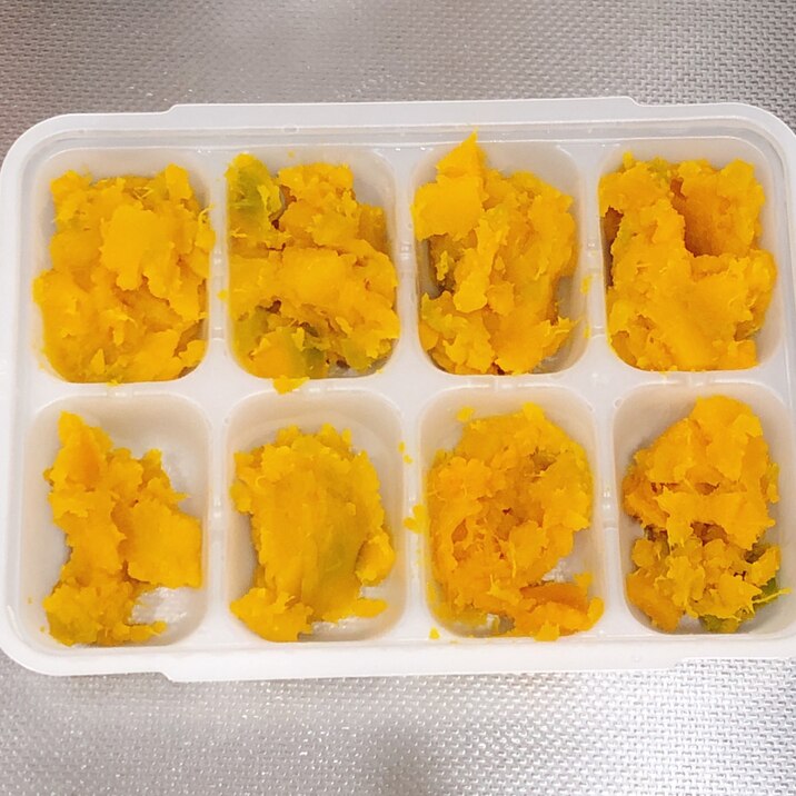 レンジで 簡単 かぼちゃ 離乳食後期 カミカミ期 レシピ 作り方 By ズボラ新米ママ 楽天レシピ レンジで 簡単 かぼちゃ 離乳食後期 カミカミ期 レシピ 作り方 By ズボラ新米ママ 楽天レシピ